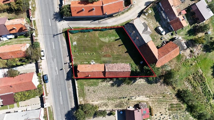 Casă individuală cu 2 camere cu Teren 756 Mp în Teliu