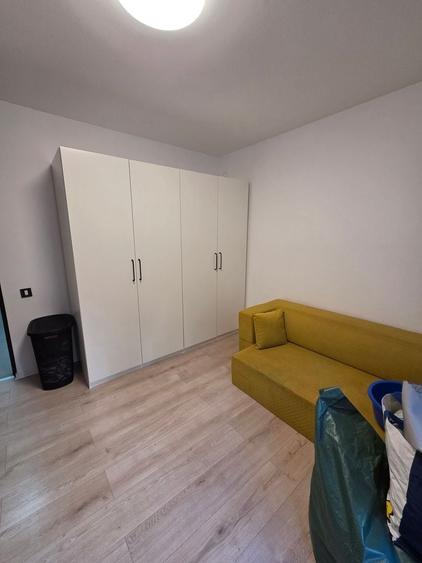 Apartament cu 3 camere decomandat, mobilat în Brâncoveanu