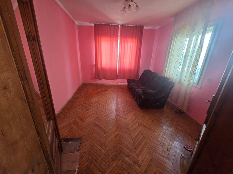 Casă cu 3 camere în Reteag