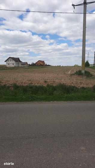 Teren de 10500 mp, în Central