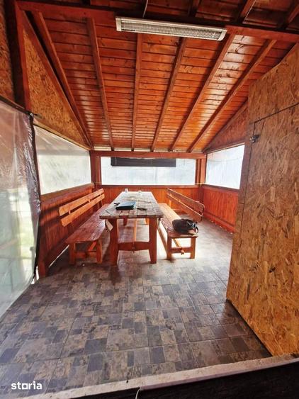 Casă cu 5 camere cu Teren 569 Mp în Central