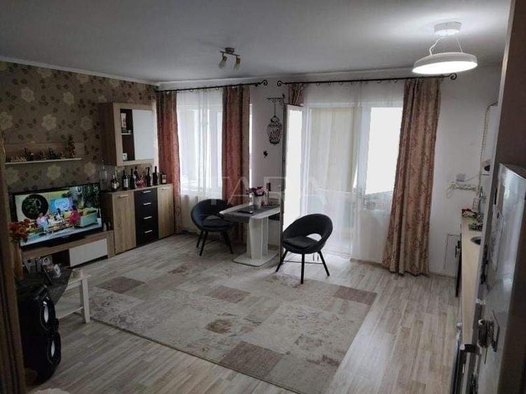 Apartament cu 2 camere semidecomandat, mobilat în Florești — fotografia 1