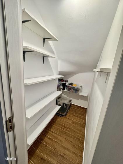 Casă cu 4 camere cu Teren 648 Mp în Sânpetru
