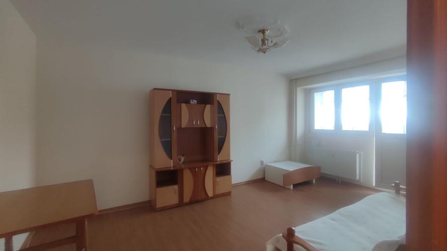 Apartament cu 2 camere în Micro 21