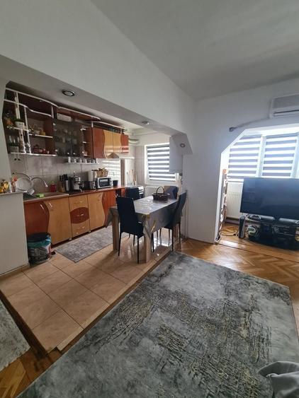 Apartament cu 2 camere decomandat în Popoveni