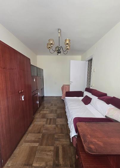 Apartament cu 2 camere semidecomandat, mobilat în Ultracentral