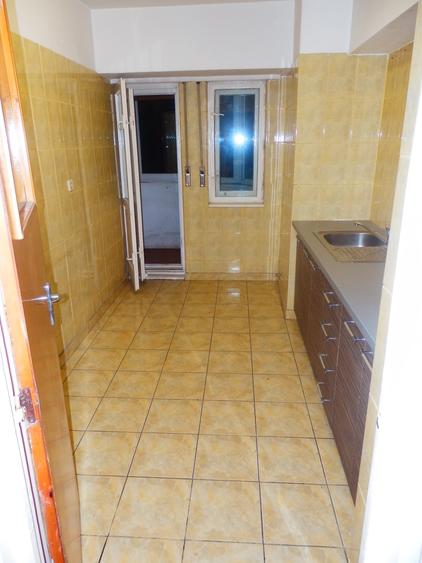 Apartament cu 2 camere decomandat, mobilat în Dristor