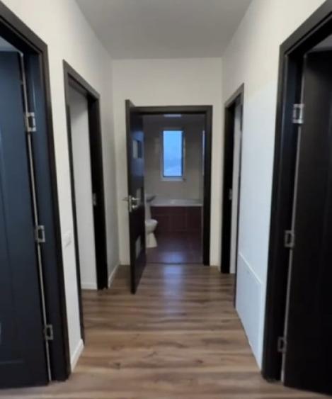 Casă cu 5 camere cu Teren 600 Mp în Central