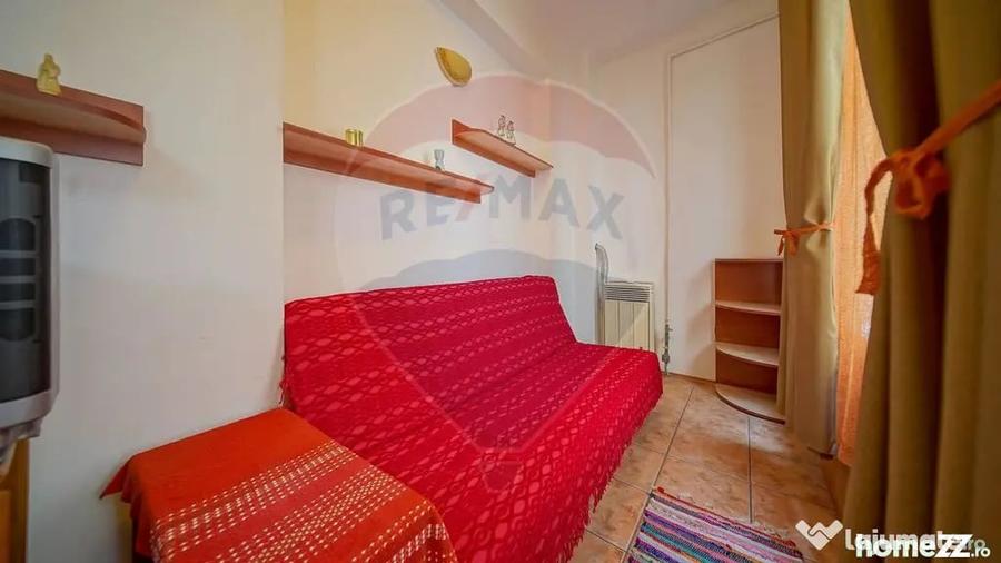 Apartament cu 3 camere nedecomandat în Centrul Istoric