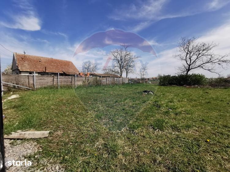 Teren de 3775 mp, în Cefa