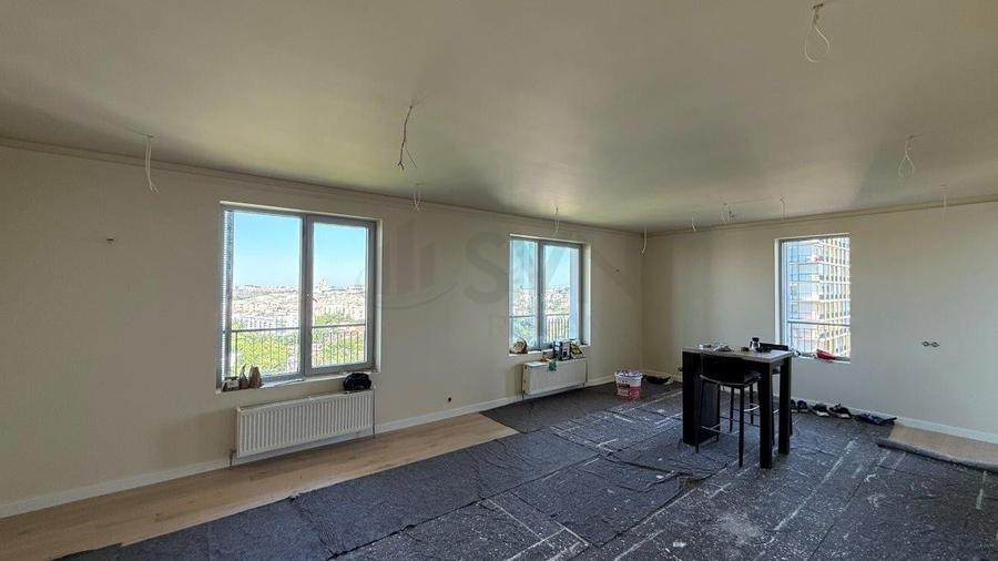 Apartament cu 3 camere decomandat, mobilat în Tineretului