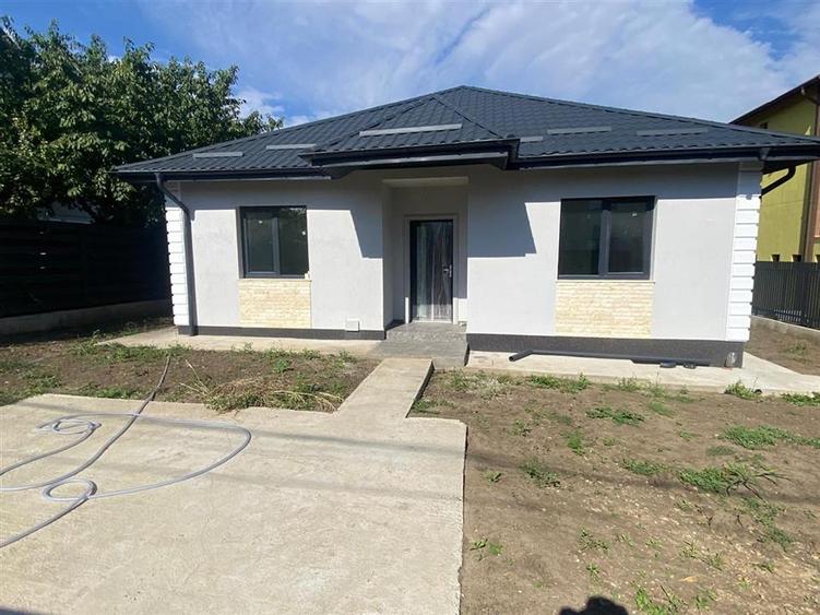 Casă cu 4 camere cu Teren 520 Mp în Breazu