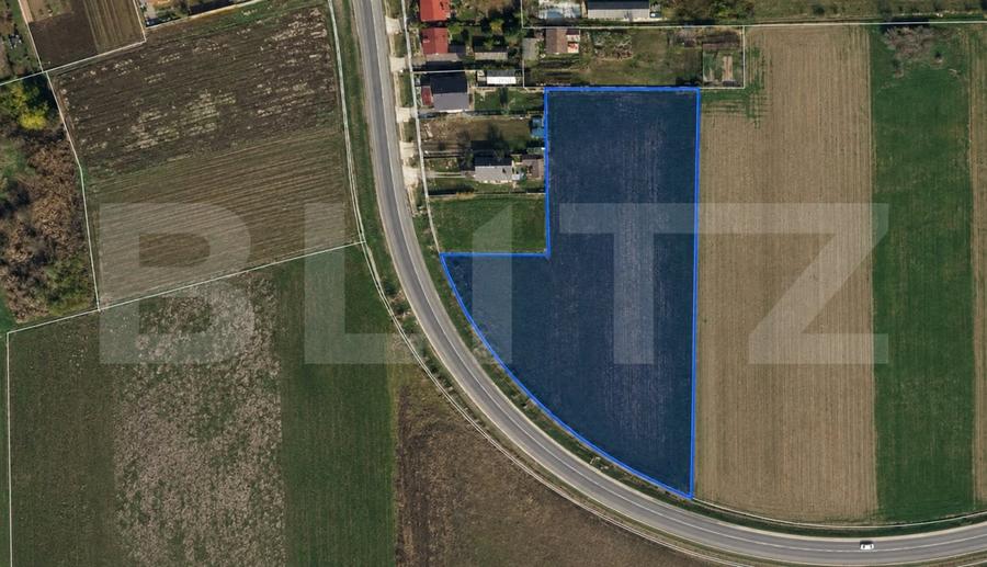 Teren agricol extravilan de 7012 mp, în Exterior Sud
