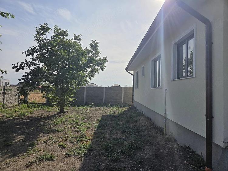 Casă cu Teren 503 Mp în Moșnița Veche