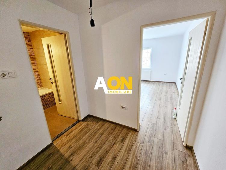 Casă individuală cu 3 camere cu Canalizare în Cetate