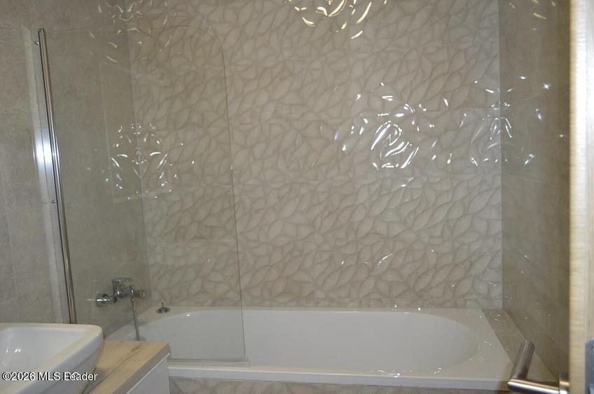 Apartament cu 3 camere decomandat, mobilat în Nord