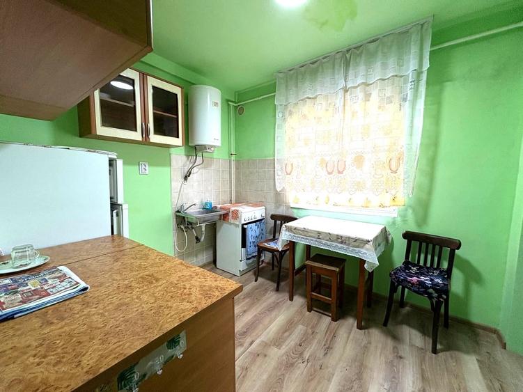 Garsonieră semidecomandată, mobilată în Est