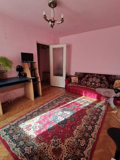 Garsonieră semidecomandată în Petros
