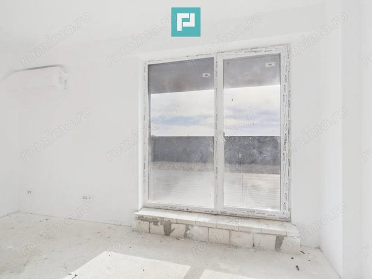 Apartament cu 3 camere semidecomandat în Tipografilor