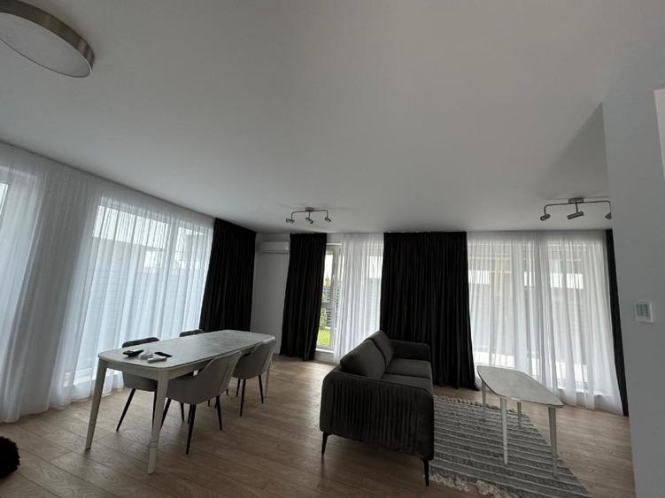 Duplex cu 5 camere cu Teren 225 Mp în Central