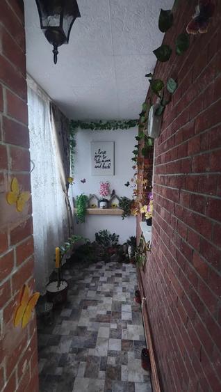 Apartament cu 2 camere decomandat în Girocului