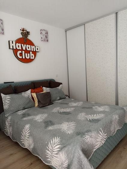 Apartament cu 3 camere decomandat în 1 Decembrie 1918
