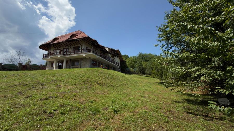 Pensiune Vila Prahova Breaza  10 camere | 3862 mp teren - 31