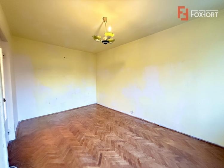 Apartament cu 2 camere semidecomandat în Cetății