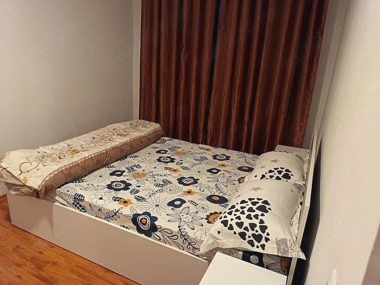 Apartament cu 3 camere decomandat în Patria