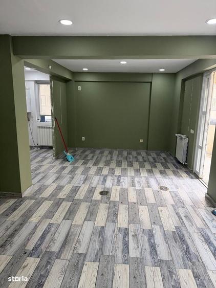 Spațiu comercial, de 42 mp, în Central