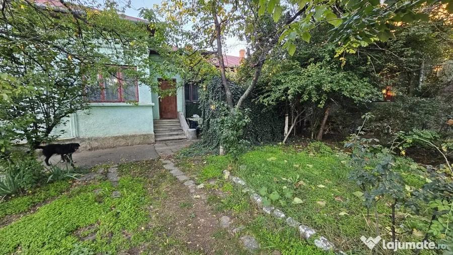 Teren de 514 mp, în Central