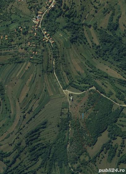 Teren de 18527 mp, în Cerbăl