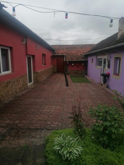 Casă cu 4 camere în Răbăgani