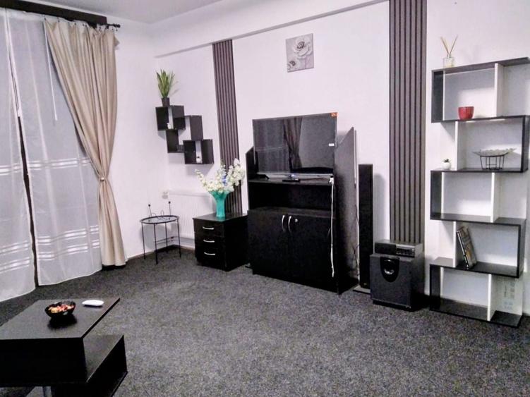 Apartament cu 2 camere în P-ța Romană