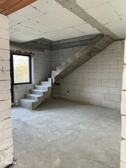 Casă cu 4 camere în Juc-Herghelie