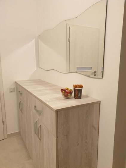Apartament cu 2 camere decomandat în Berceni