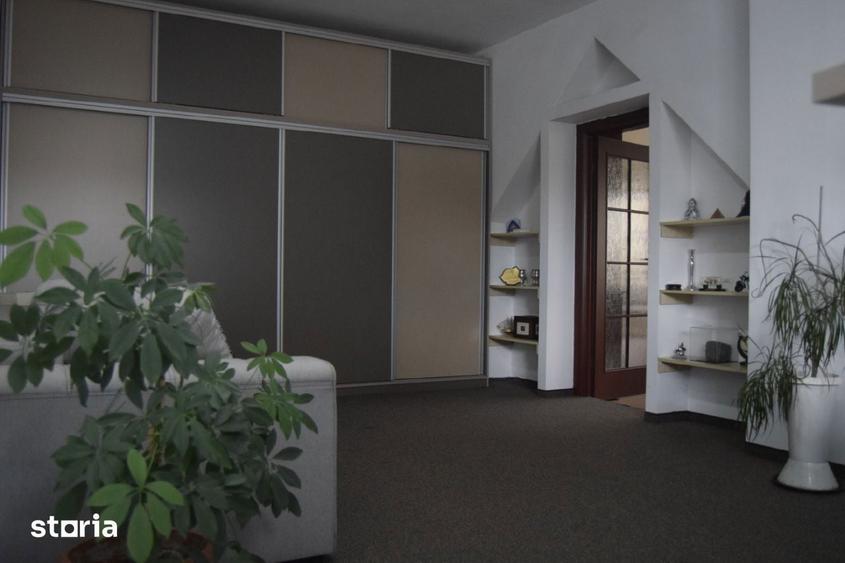 Spațiu comercial, de 200 mp, în Ferentari
