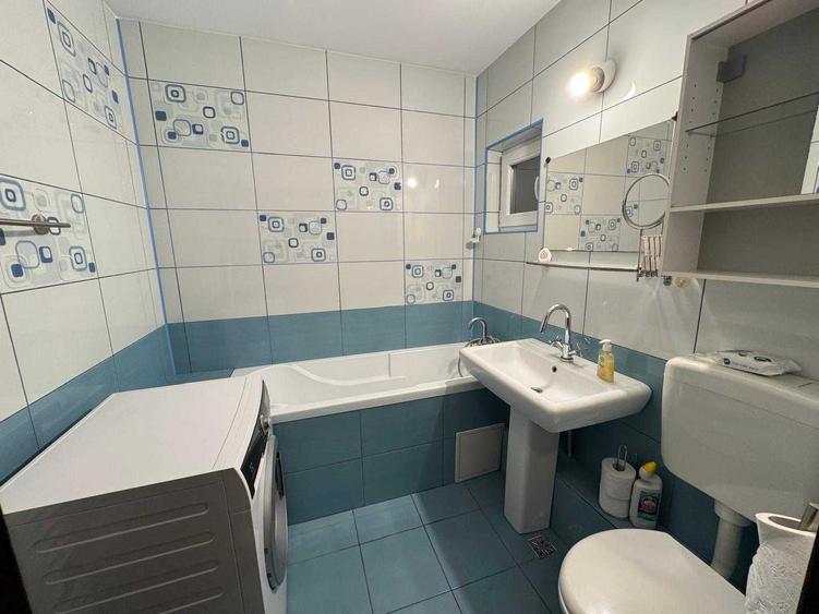 Apartament cu 3 camere decomandat în Vitan