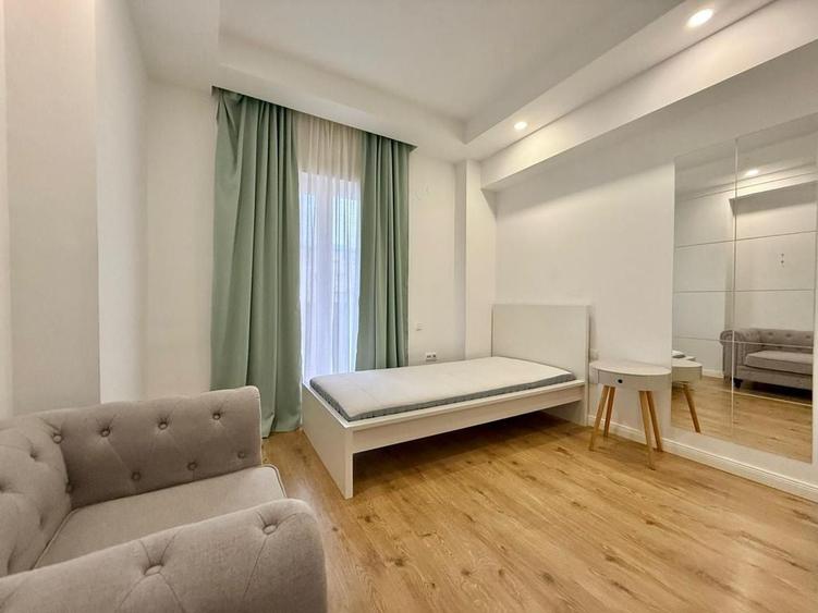 Apartament cu 3 camere decomandat în Ștefăneștii de Jos