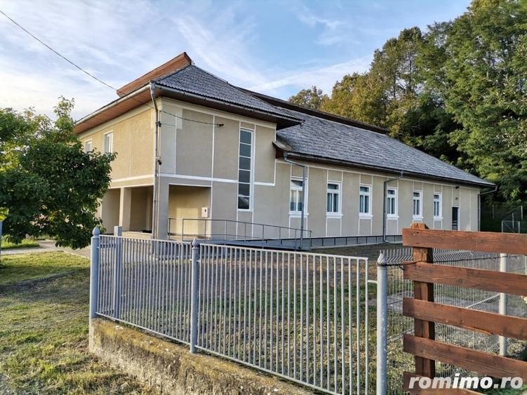 Casă cu 5 camere în Central
