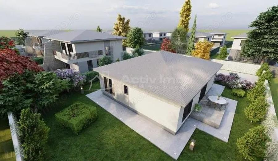 Casă cu 7 camere cu Teren 600 Mp în Buda