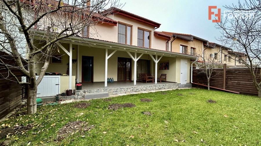 Duplex cu 4 camere cu Canalizare în Dumbrăvița