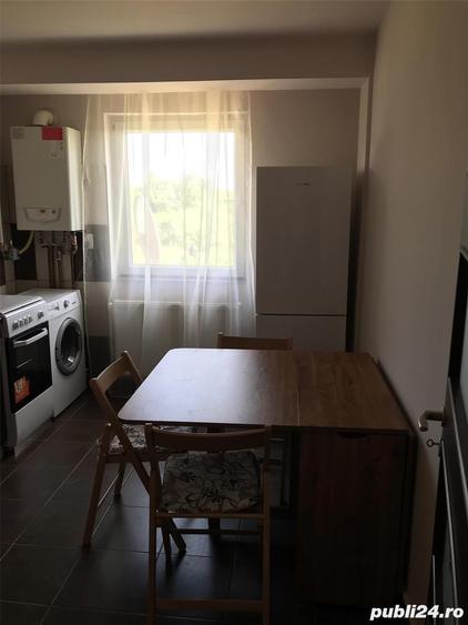 Apartament cu 3 camere decomandat în Republicii