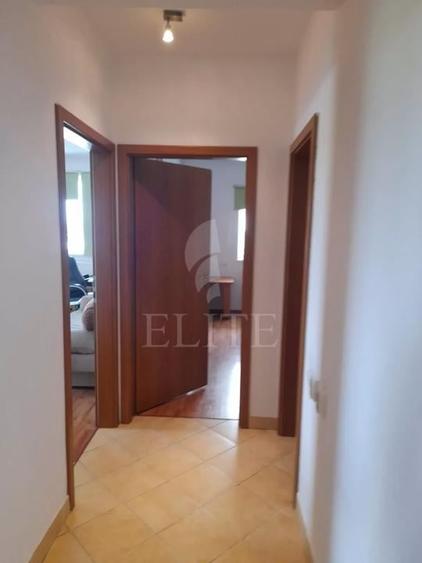 Apartament cu 2 camere decomandat, mobilat în Zorilor