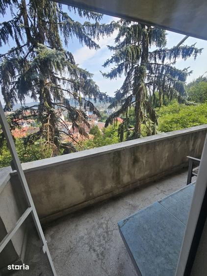 Apartament cu 4 camere în Central