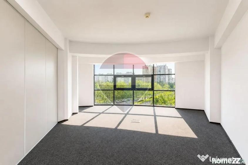 Spațiu comercial, de 245 mp, în Baba Novac