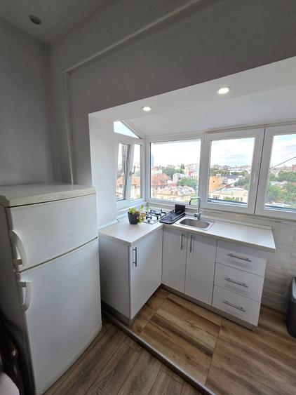 Apartament cu 2 camere semidecomandat în P-ța Unirii