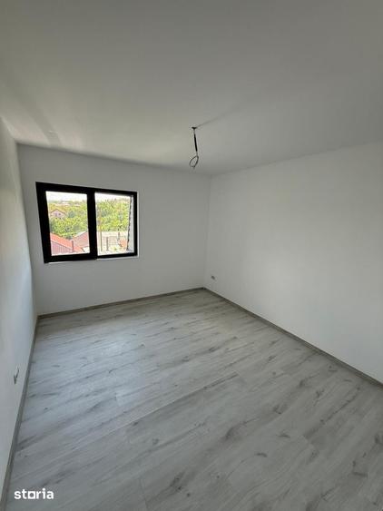 Apartament cu 2 camere decomandat în Rediu