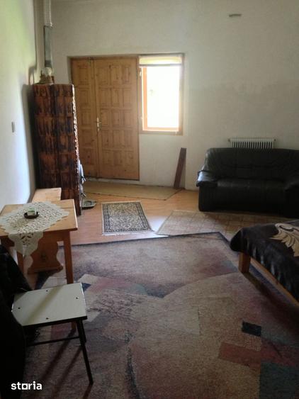 Casă cu 6 camere cu Teren 1620 Mp în Bran