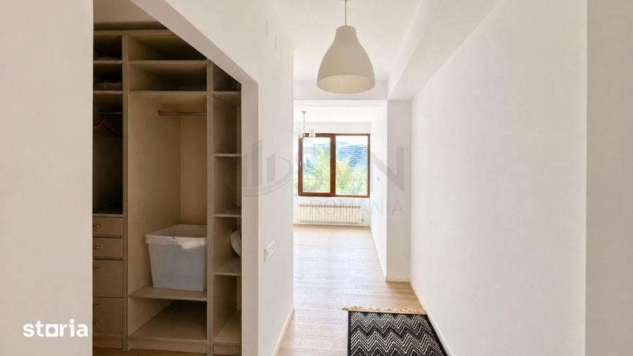 Apartament cu 4 camere în Tei